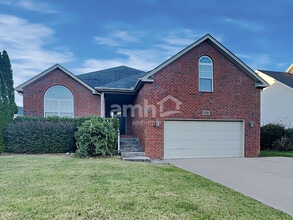 Building Photo - 1223 Chapmans Retreat Dr