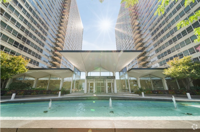 Building Photo - 3550 N Lake Shore Dr