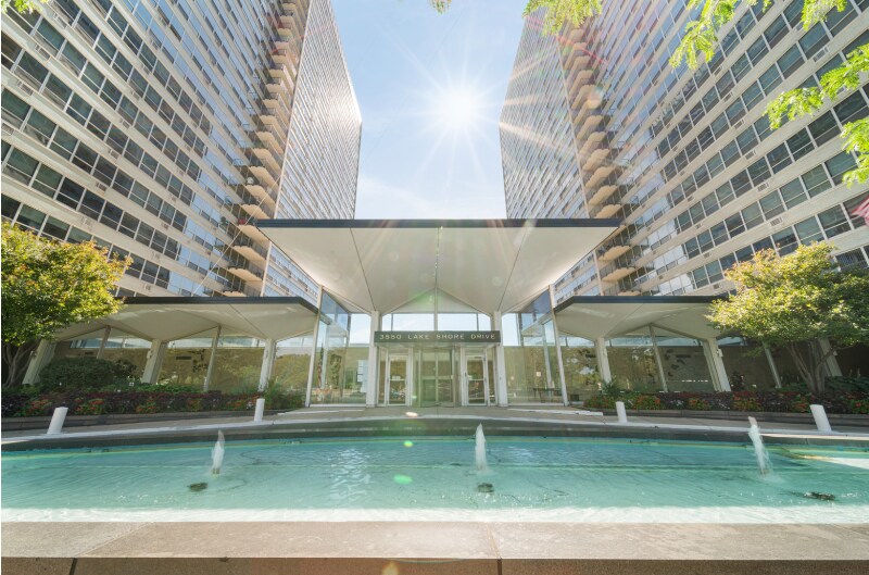 Primary Photo - 3550 N Lake Shore Dr