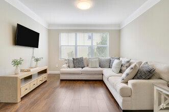Building Photo - 276 Murcia Dr