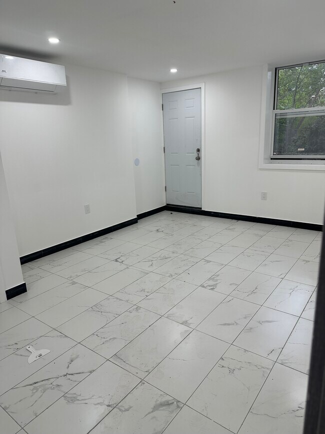 Foto del edificio - 552 Congress St