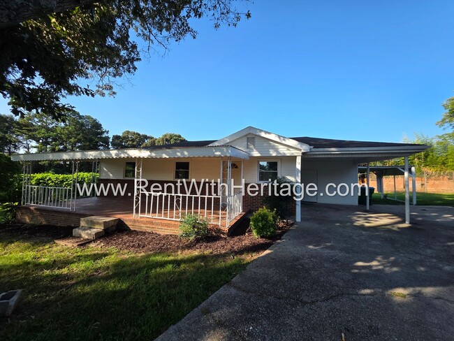 Building Photo - 5990 Peco Ln
