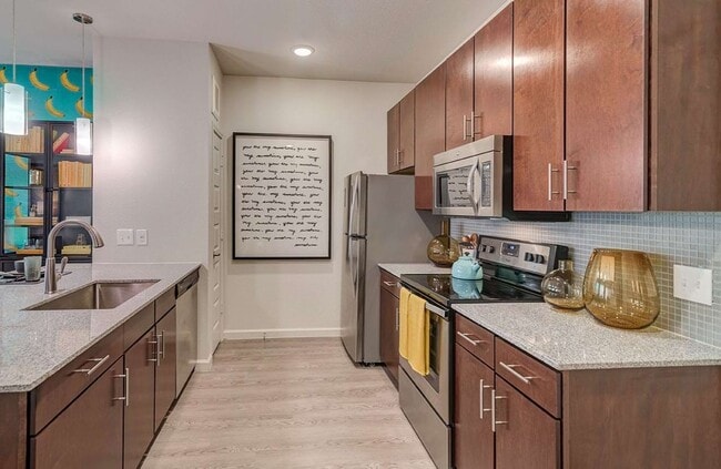 Building Photo - Onion Creek