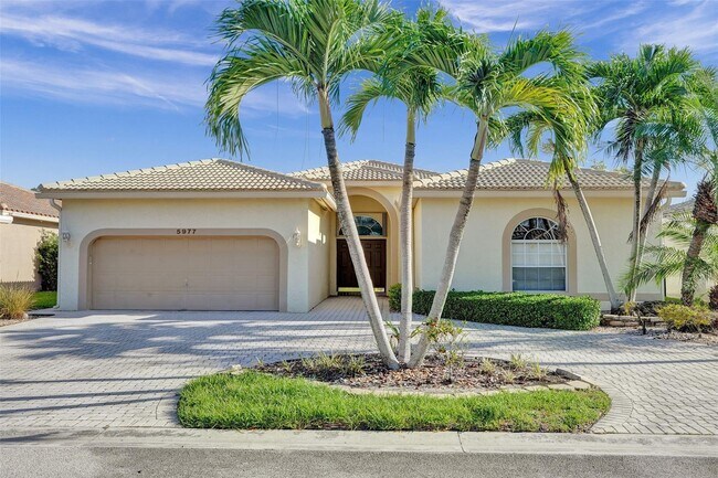 Foto del edificio - 5977 NW 73rd Ct