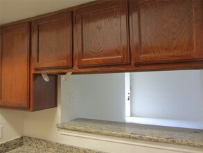 Building Photo - 6500 Harbor Town Dr