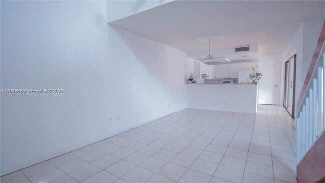 Foto del edificio - 10099 NW 4th Ln