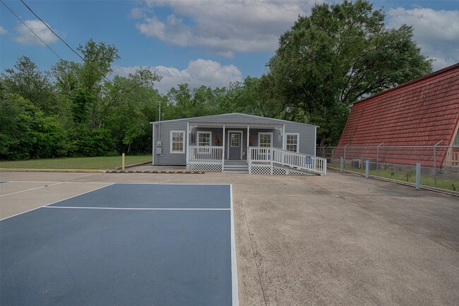 Foto del edificio - 715 Grand Ave