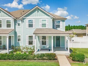 Building Photo - 201 Daydream Ave