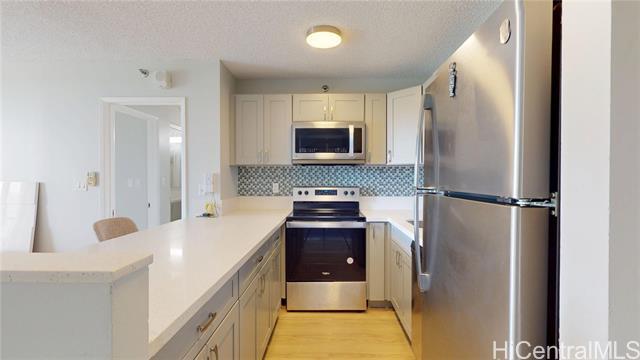 Building Photo - 98-402-402 Koauka Loop