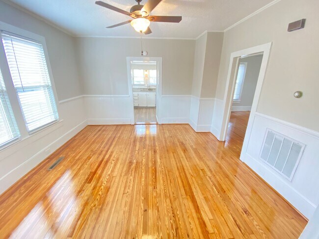 Building Photo - 2Bd/1Ba House Heart of Downtown Kannapolis and 1st St with Fenced Yard, Garage & Storage building