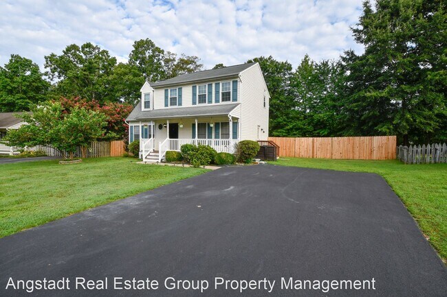 Building Photo - 4 br, 2.5 bath House - 11910 Hunting Ridge Dr