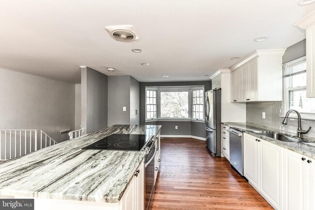 Building Photo - 2009 Wellfleet Ct