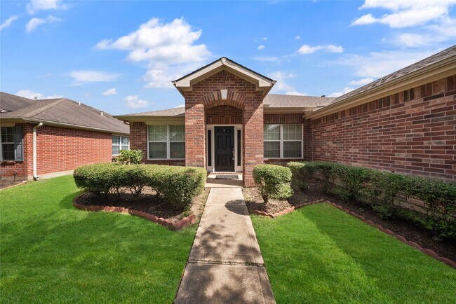 Foto del edificio - 2219 Rocky Hollow Ln