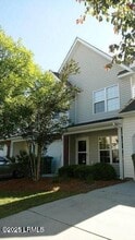 Building Photo - 409 Dante Cir