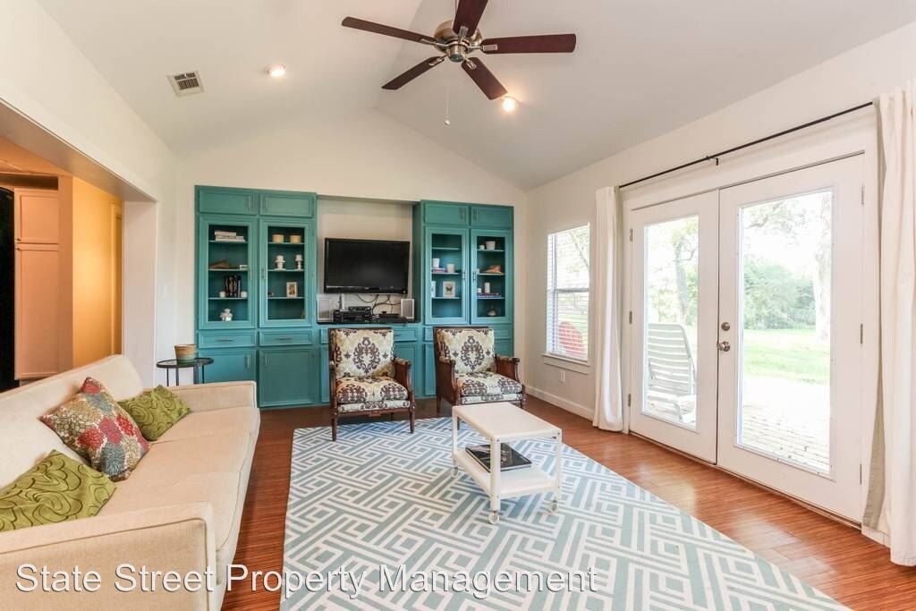 1302 Citation Cir, Del Valle, TX 78617 Condo for Rent in Del Valle