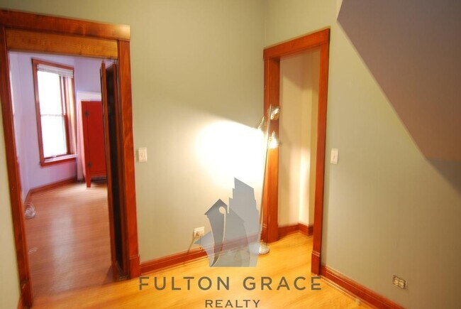 Foto del edificio - 1320 W Farwell Ave