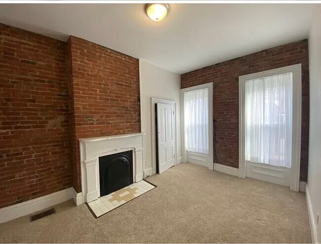 Bedroom - 625 Main St