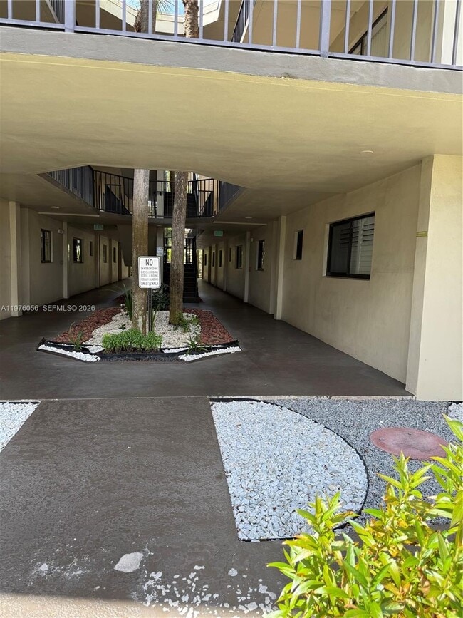 Building Photo - 5130 Las Verdes Cir