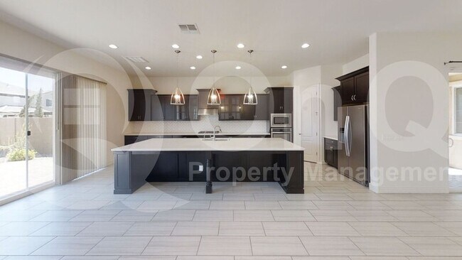 Foto del edificio - 1455 E Lexington Ave