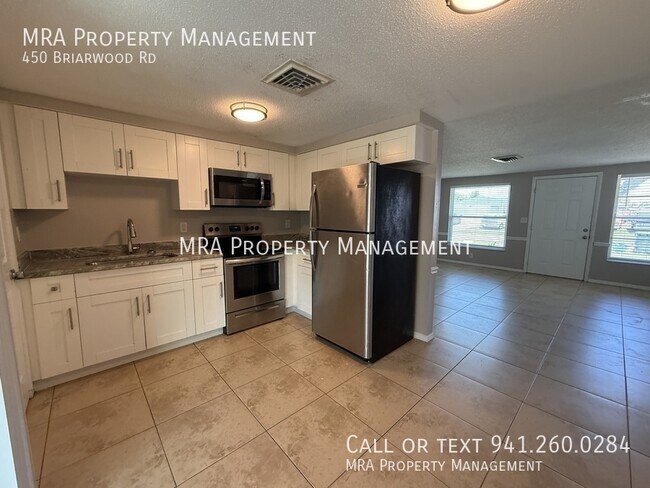 Building Photo - 450 Briarwood Rd