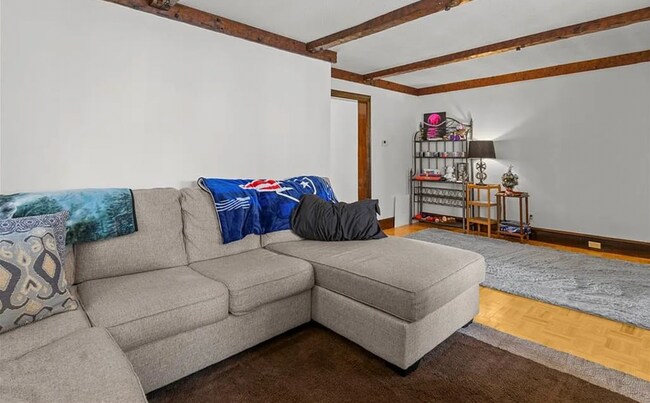 Sala de estar - 171 Leonard Ave