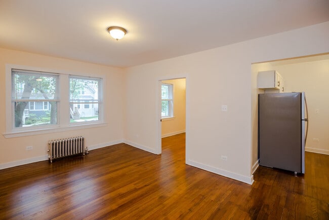 Building Photo - 2242 N Monticello Ave