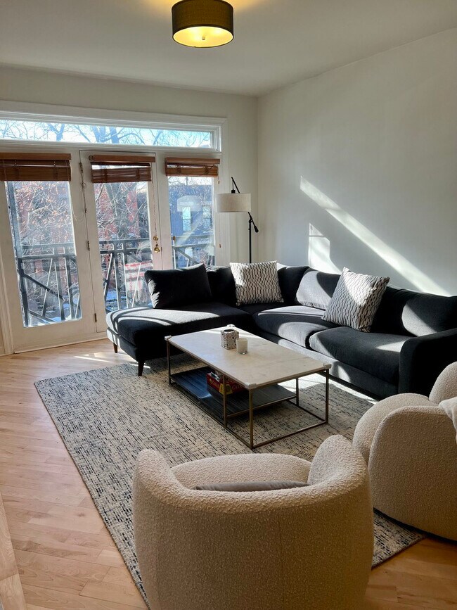 Foto del edificio - 2212 W Huron St