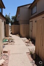 Building Photo - 7120 E Wilshire Dr