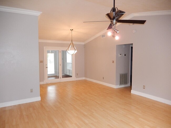 Building Photo - 5527 Denargo Dr