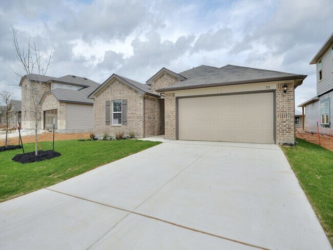 Foto del edificio - 4 BR/ 2 BA in Seguin - 1612 SF in Arroyo Ranch!