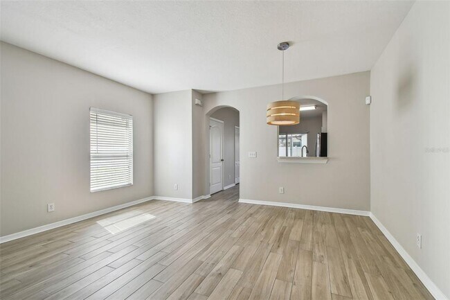 Foto del edificio - 16227 Swan View Cir