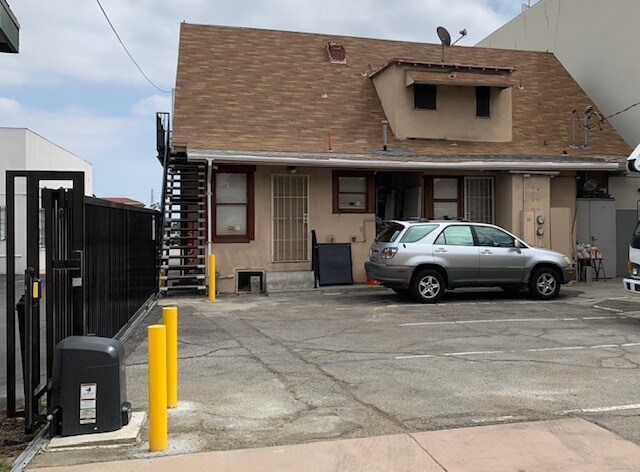 Building Photo - 115 N San Gabriel Blvd