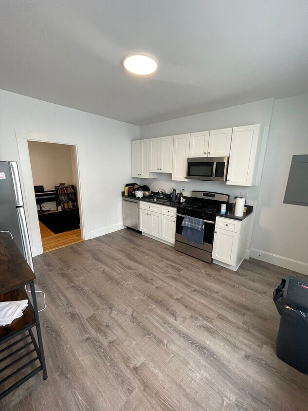Foto principal - 1423 Cambridge St