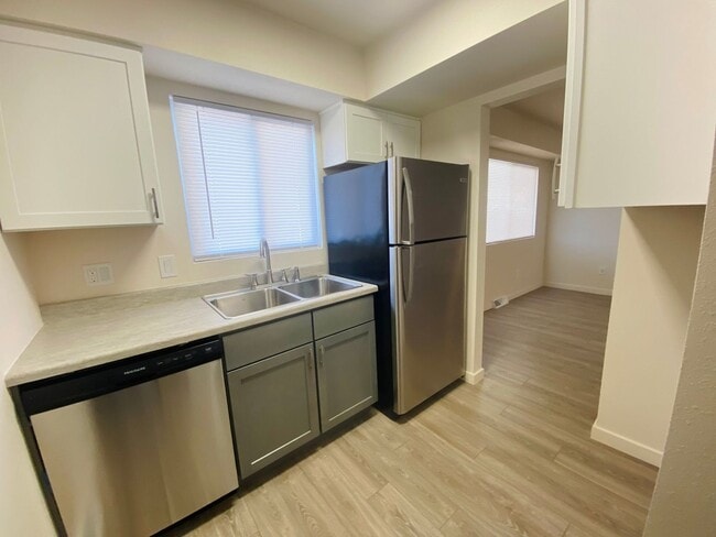 Interior Photo - Beartown Flats