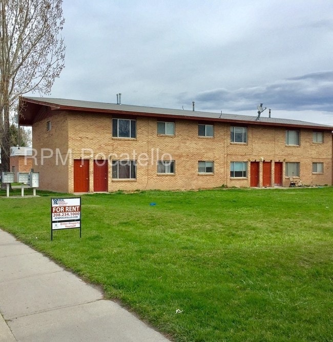 Building Photo - 1070 McKinley Ave