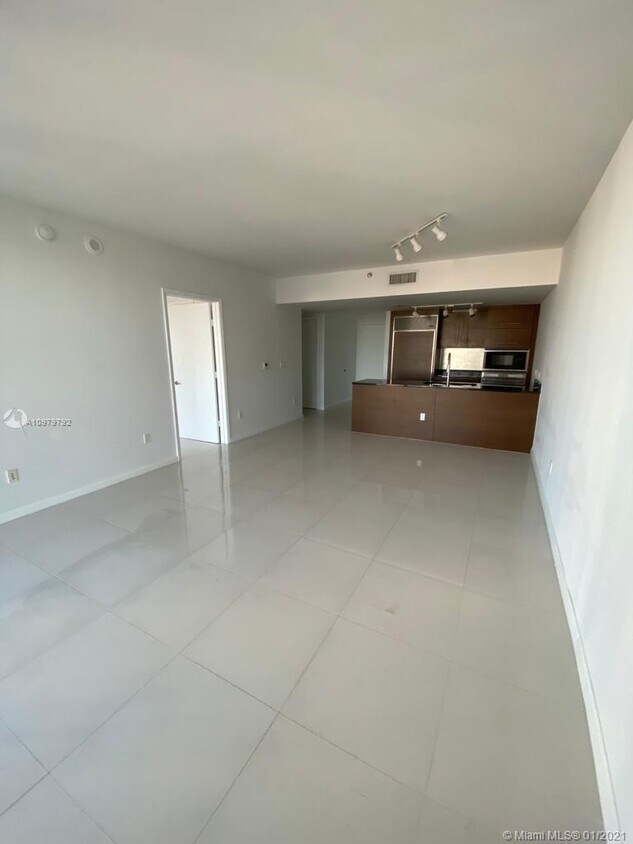 Primary Photo - 475 Brickell Ave
