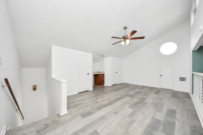 Foto del edificio - Waterfront Rental