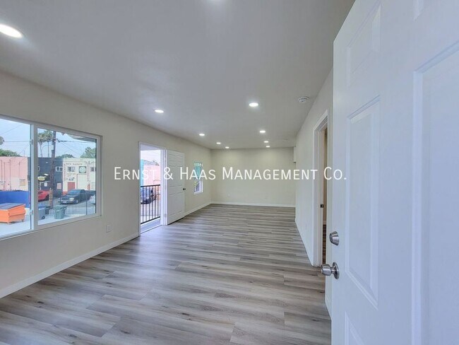Foto del edificio - 3305 Platt Ave