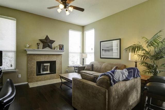 Primary Photo - 1705 Murphy Ct