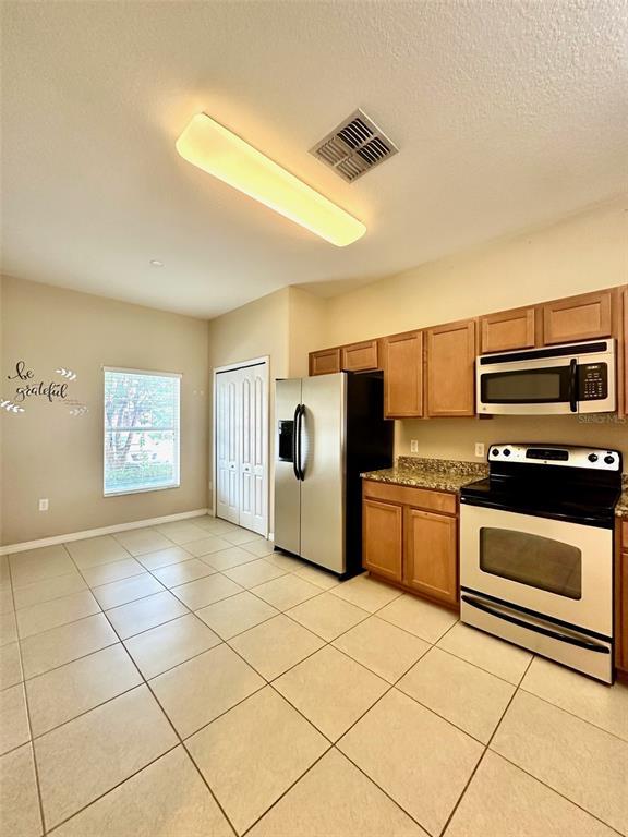 Building Photo - 4057 Winding Vine Dr