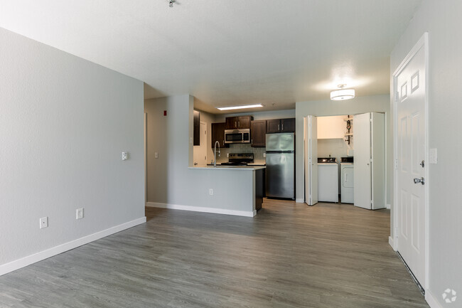 Seven West at the Trails - Apartments in Beaverton, OR | Apartments.com