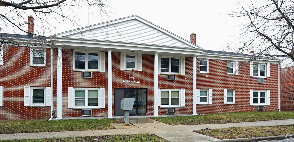 Foto del edificio - College Avenue