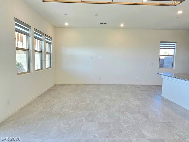 Foto del edificio - 416 Clover Bar Ln