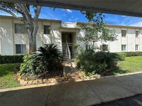 Building Photo - 119 Cypress Ct