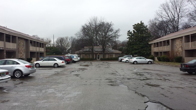 Building Photo - 3902 Cobb Rd SW
