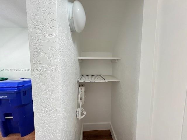 Foto del edificio - 1613 NW 16th St