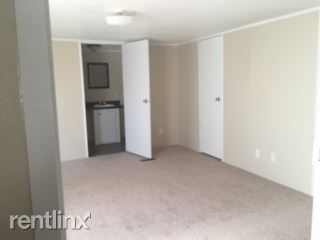 Building Photo - 305 S Amy Ln