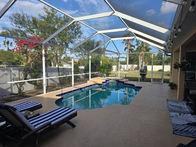 Foto del edificio - 4947 Cedar Oak Wy