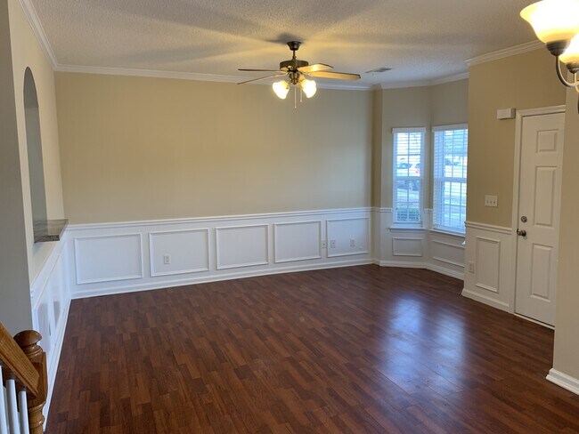 Foto del edificio - 2403 POLARIS Way SW
