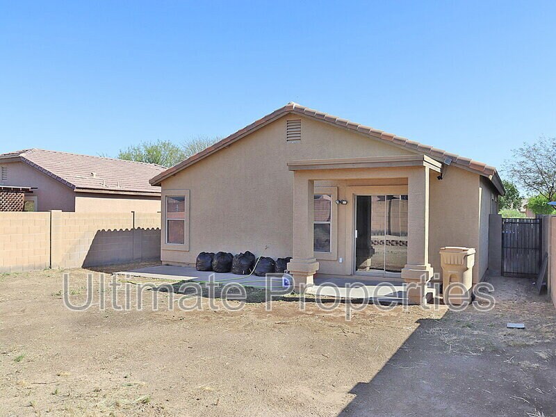 Building Photo - 25414 W Lincoln Ave